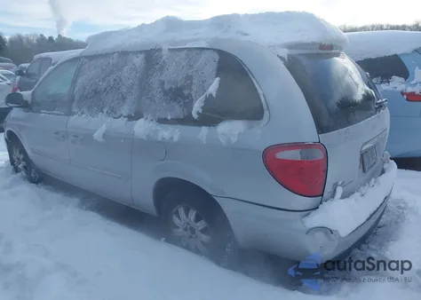 2006 Chrysler Town & Country Touring из США, поврежденный, VIN 2A4GP54L36R784694